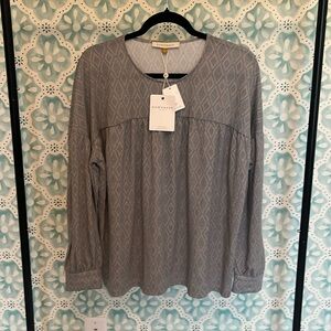 Downeast fly away blouse diamond print